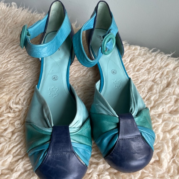 Marc Germany  soft walk sandals, size 10.5 - Picture 9 of 14